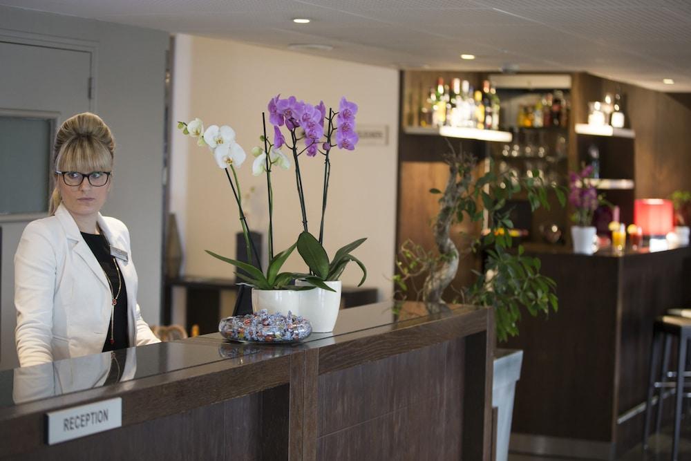 Hotel Mercure Rennes Cesson Buitenkant foto