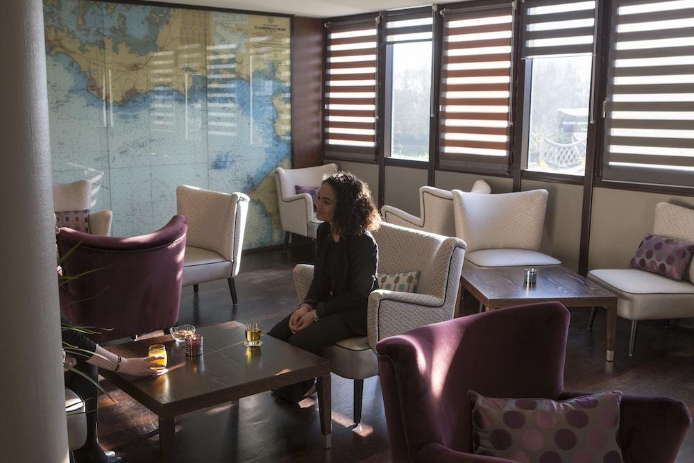 Hotel Mercure Rennes Cesson Buitenkant foto