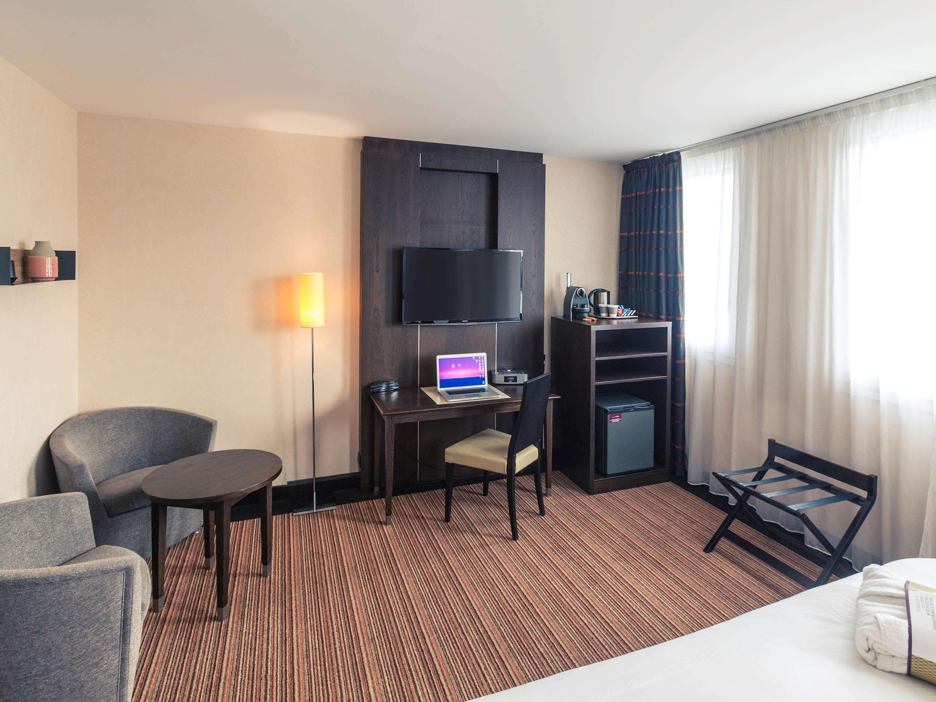 Hotel Mercure Rennes Cesson Buitenkant foto