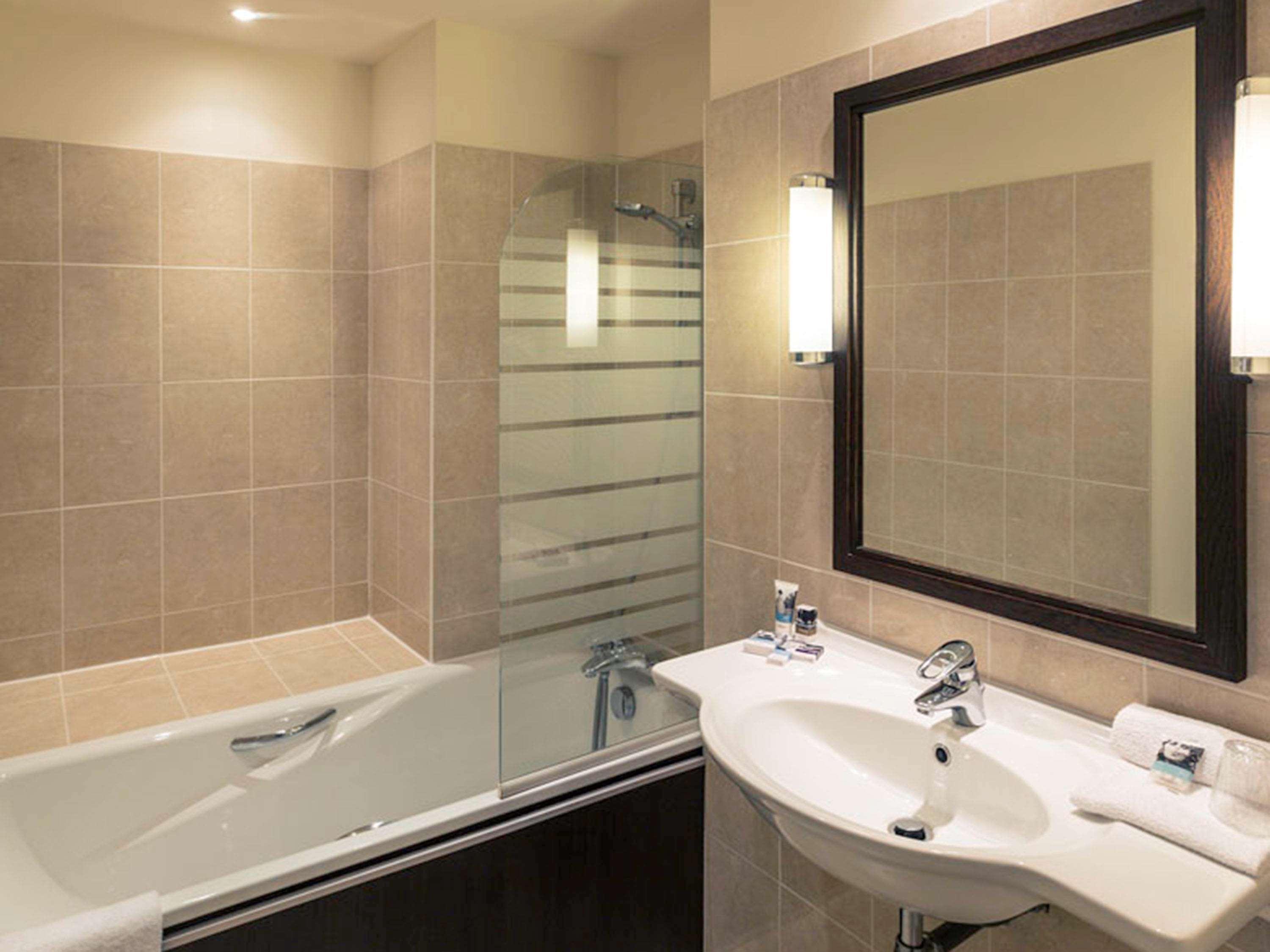 Hotel Mercure Rennes Cesson Buitenkant foto